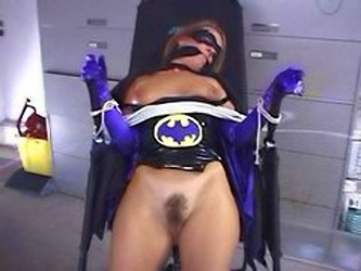 Batgirl Captured Screwed